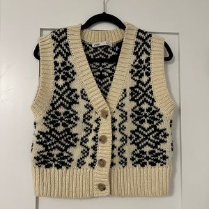 Zara sweater vest black and white